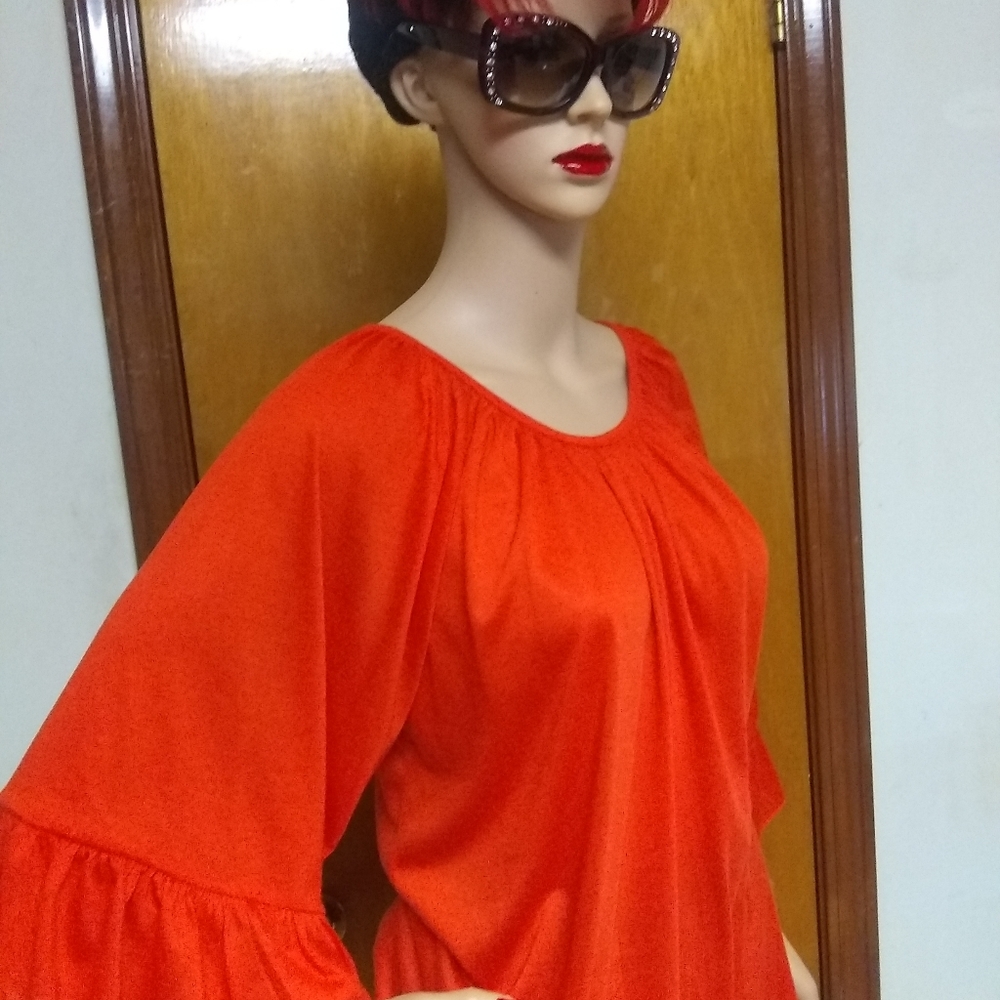 Dress - Picture 3 of 3